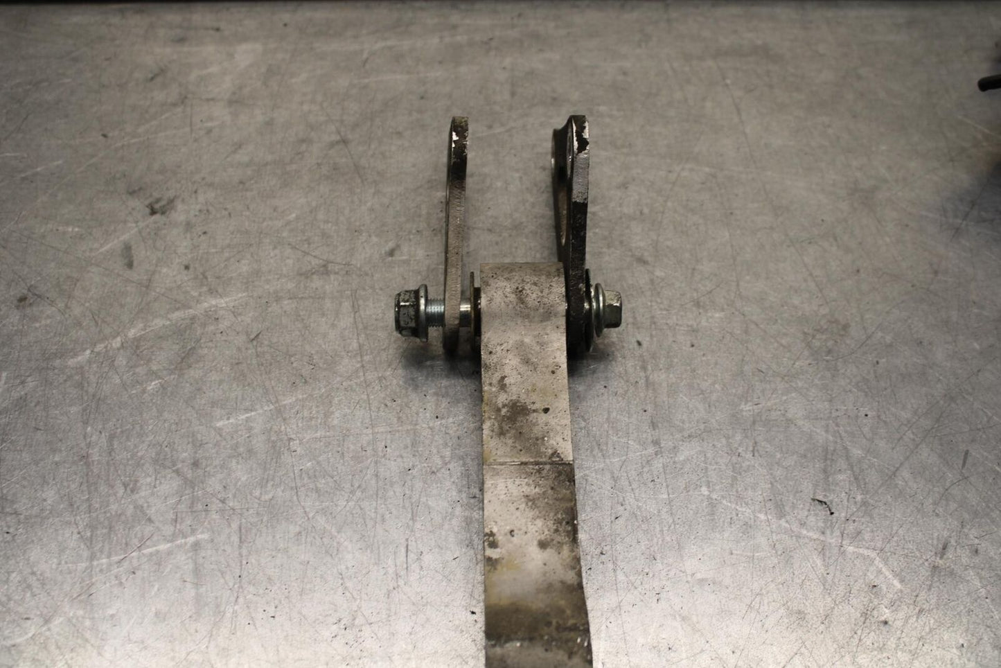 11-23 SUZUKI GSXR 750 REAR DOGBONE SHOCK LINKAGE LINK BB630