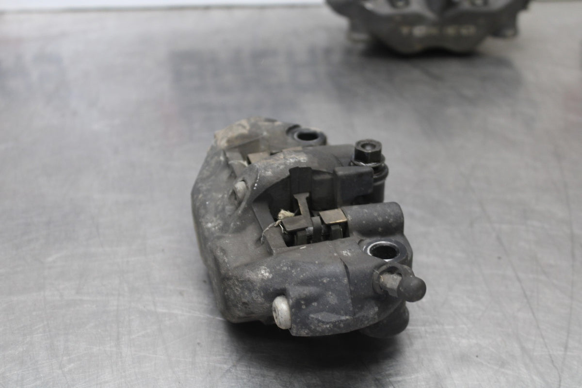 05-06 HONDA CBR600RR RIGHT LEFT FRONT BRAKE CALIPER SET PAIR CALIPERS BB893