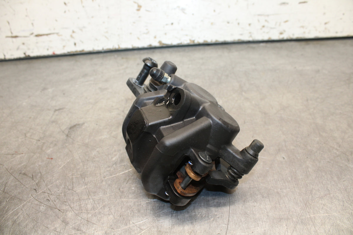 19-24 YAMAHA R3 RIGHT FRONT BRAKE CALIPER BB736