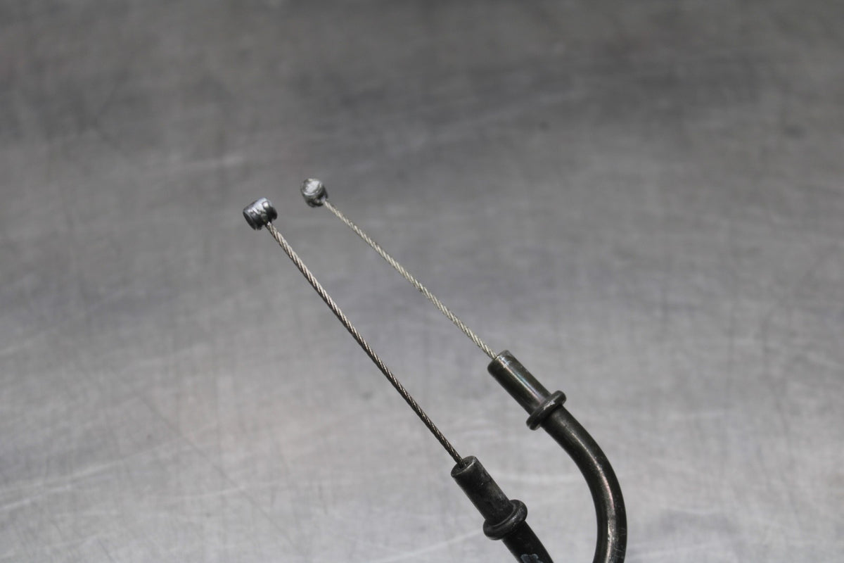 05 YAMAHA YZF R6 THROTTLE CABLES LINES BB814