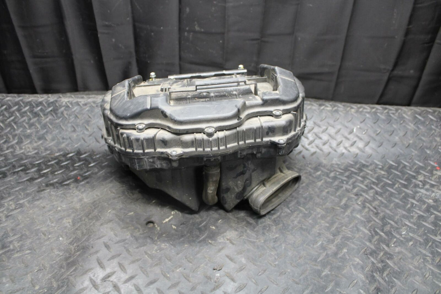 10-11 HONDA CBR1000RR AIRBOX AIR INTAKE FILTER BOX BB228