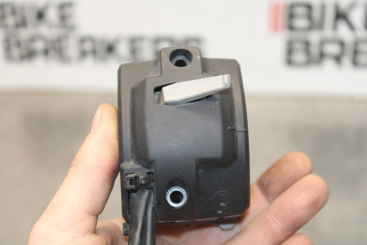 25 KAWASAKI Z900 LEFT CLIP ON HANDLE HORN SIGNALS SWITCH SWITCHES BB928