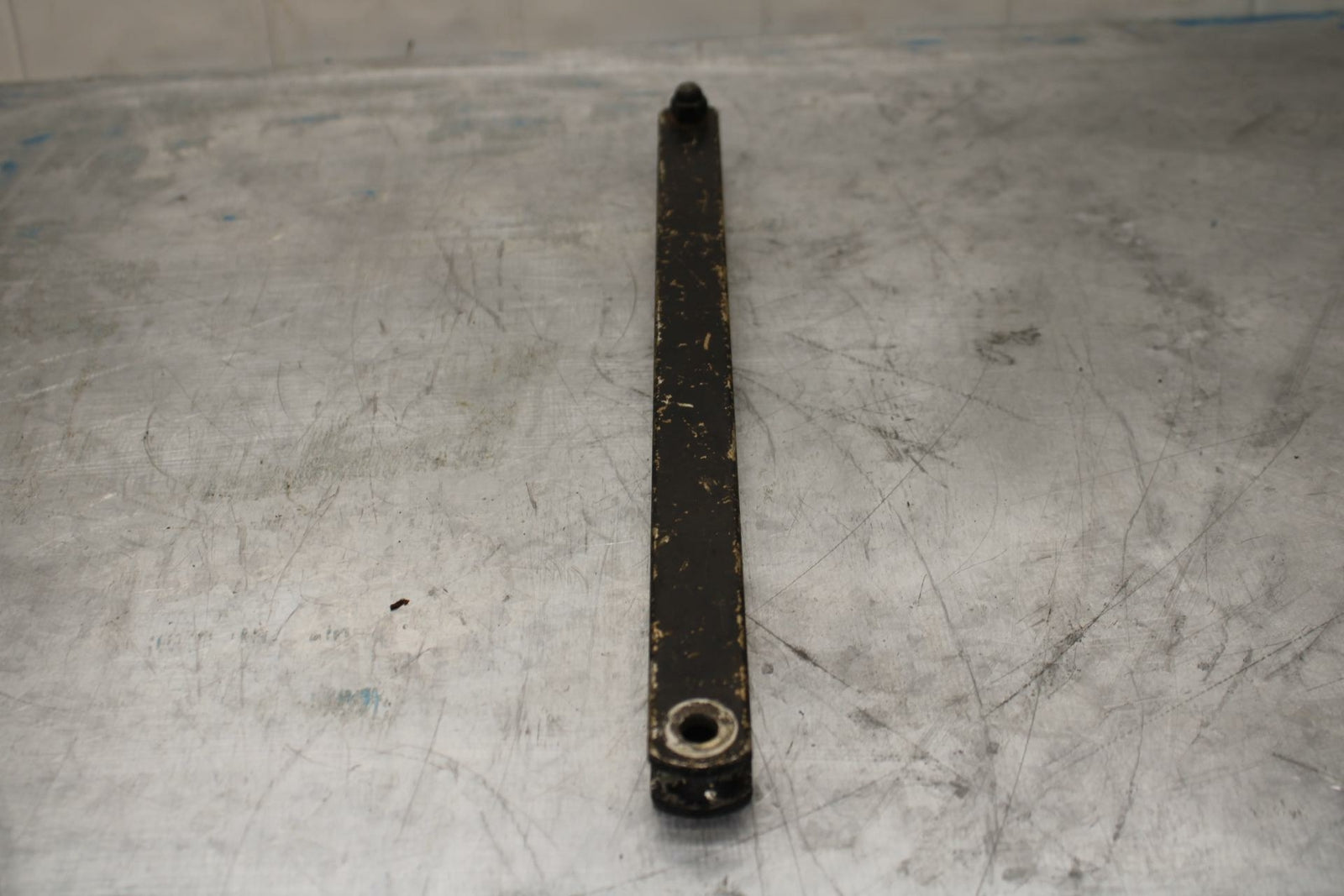 85 YAMAHA RZ500 REAR BACK BRAKE TORQUE ROD SHAFT BAR BB27 B