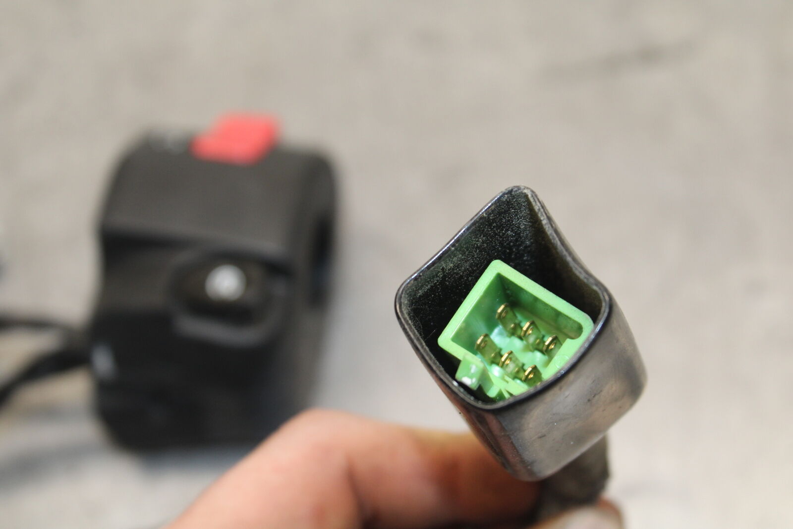 18-23 KAWASAKI NINJA 400 EX400 ABS RIGHT CLIP ON KILL OFF START SWITCH  BB747