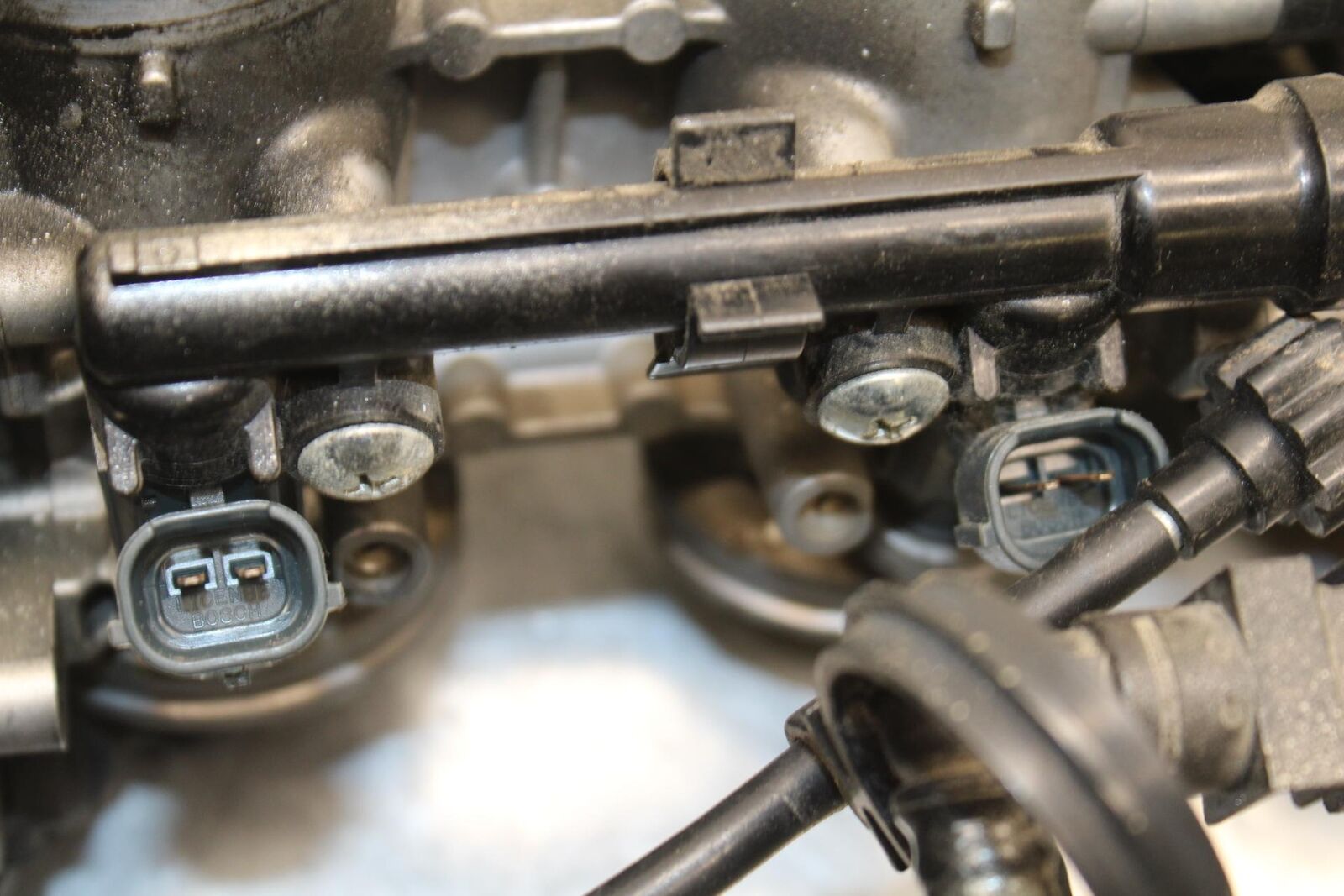 09-12 KAWASAKI NINJA ZX6R MAIN FUEL INJECTORS / THROTTLE BODIES 16163-0128 BB617