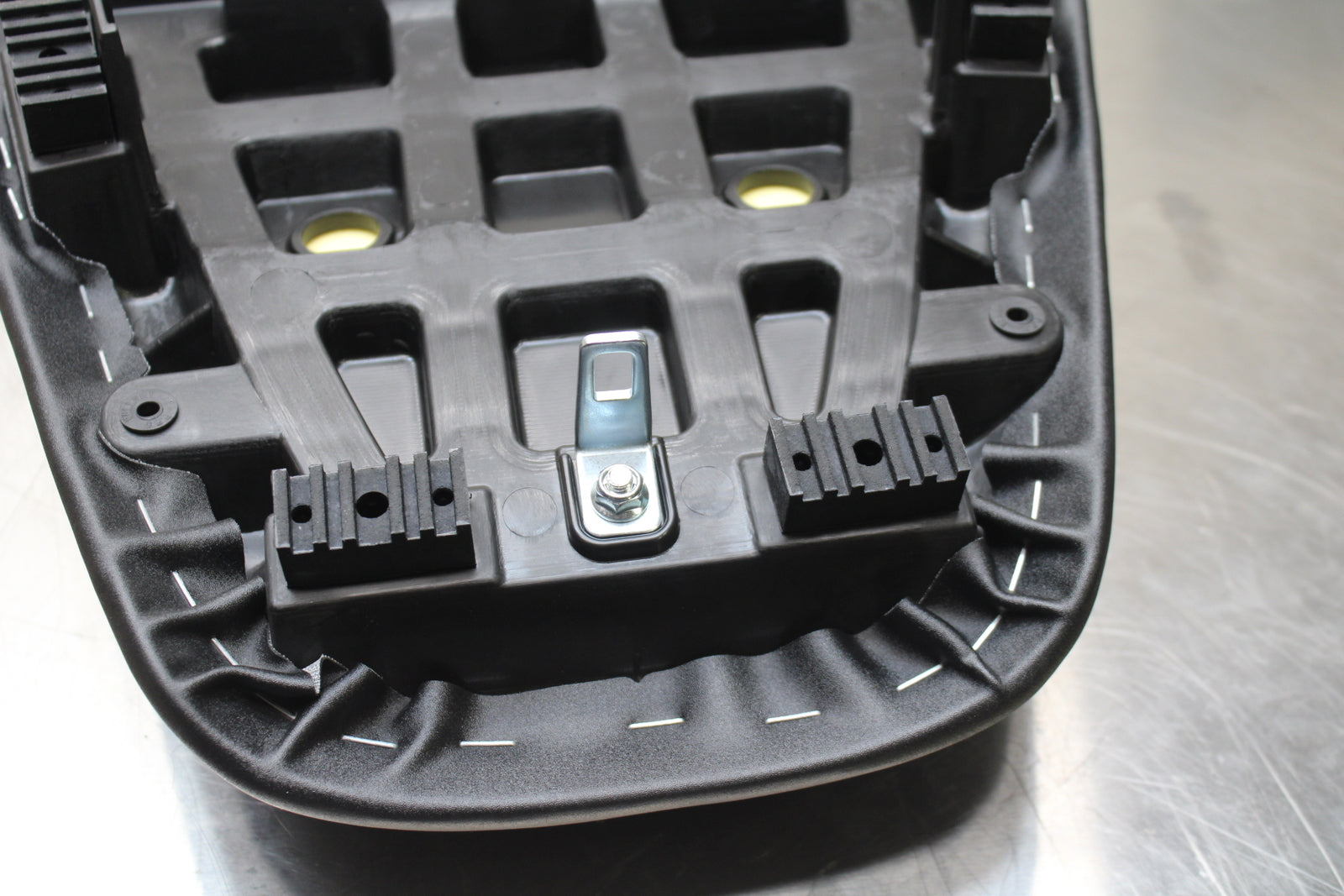 23-24 KAWASAKI NINJA ZX14R NEW!! FRONT REAR SEAT SADDLE BB141