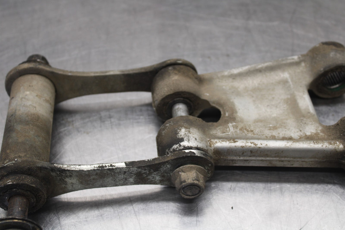 05-08 TRIUMPH SPEED TRIPLE 1050 REAR DOGBONE SHOCK LINKAGE LINK BB933