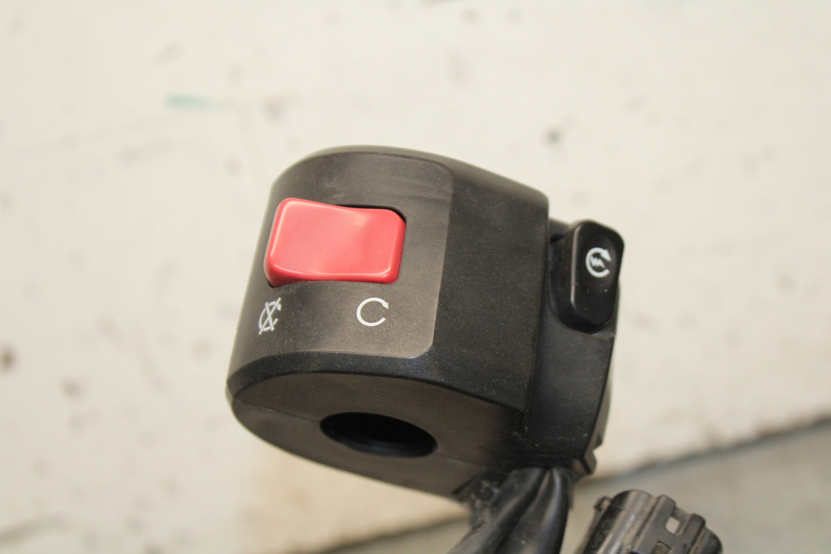 12-17 KAWASAKI ER-6N Z650 RIGHT CLIP ON HANDLE KILL OFF START SWITCH BB709