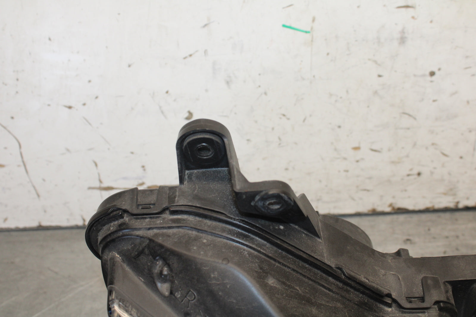 09-12 KAWASAKI NINJA ZX6R FRONT HEADLIGHT HEAD LIGHT LAMP 23007-0101 BB698