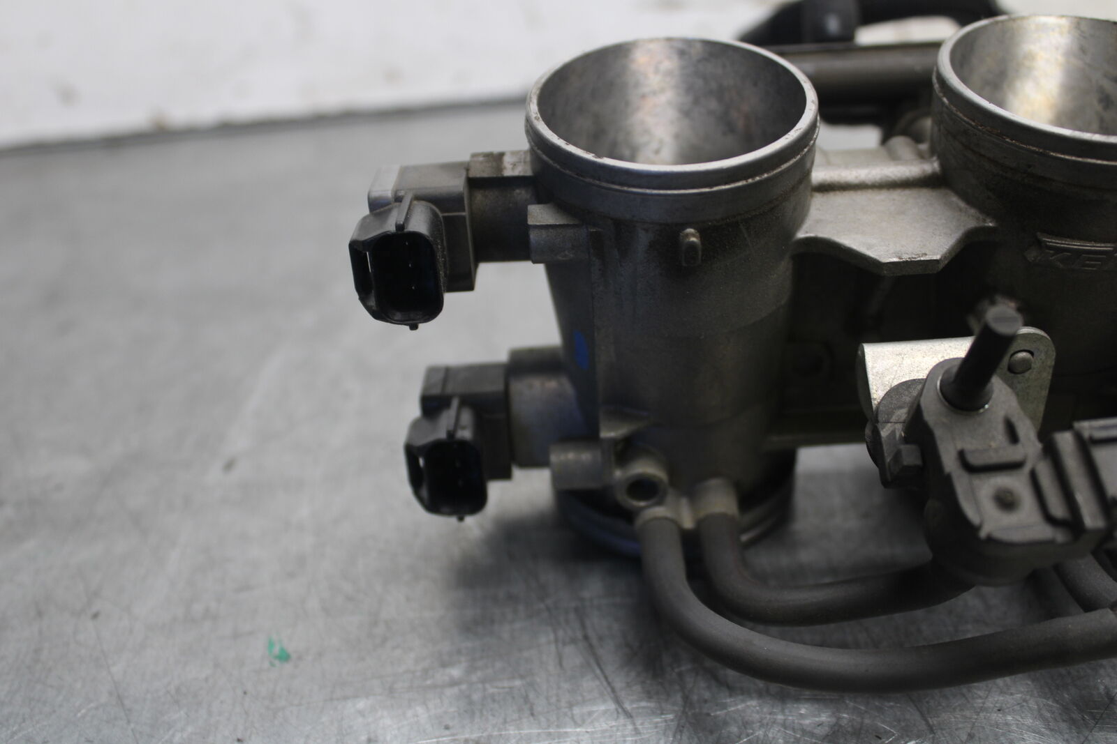 09-12 KAWASAKI NINJA ZX6R MAIN FUEL INJECTORS / THROTTLE BODIES 16163-0128 BB698