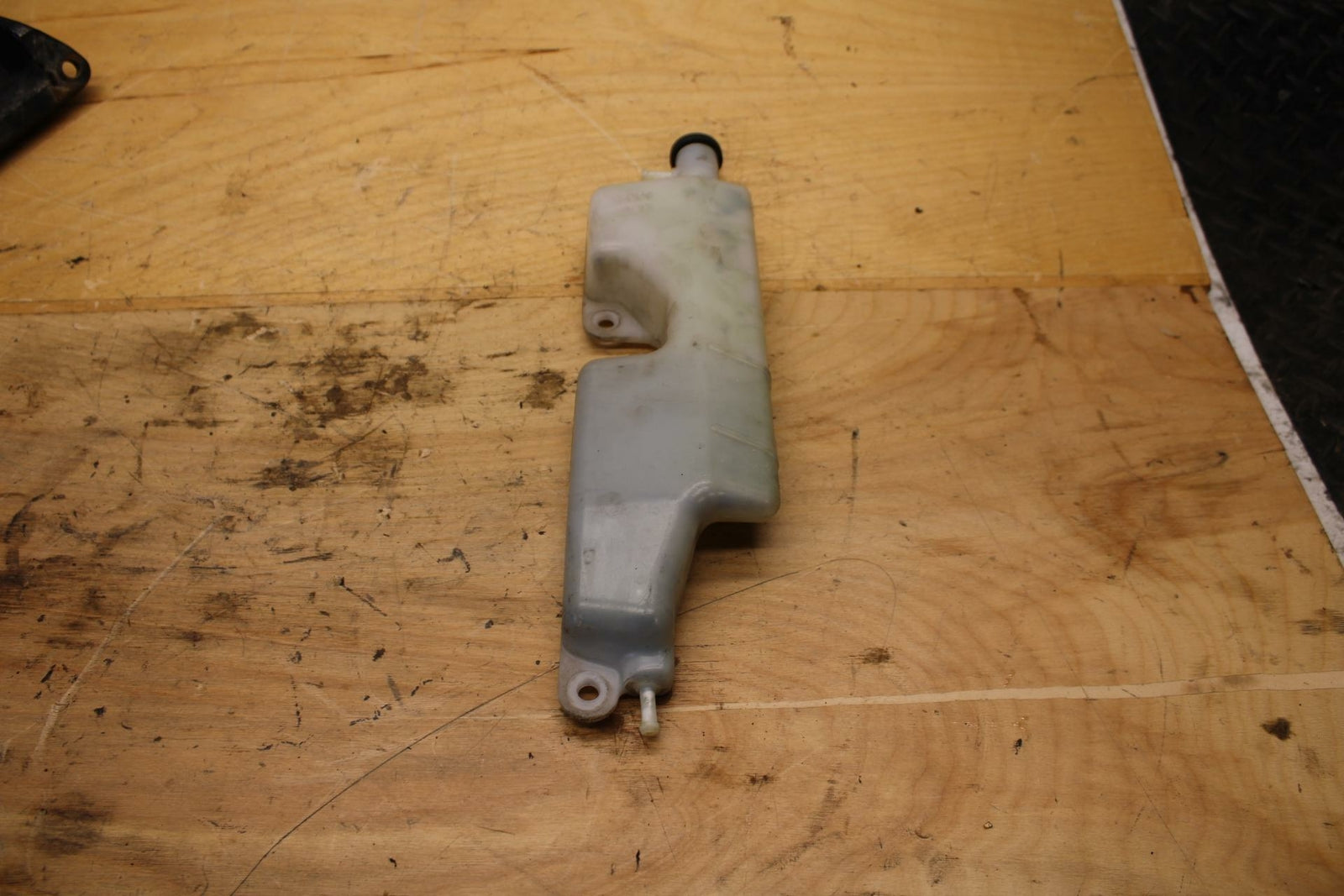 09-10 SUZUKI BOULEVARD M109R COOLANT WATER TANK RESERVOIR BOTTLE BB318