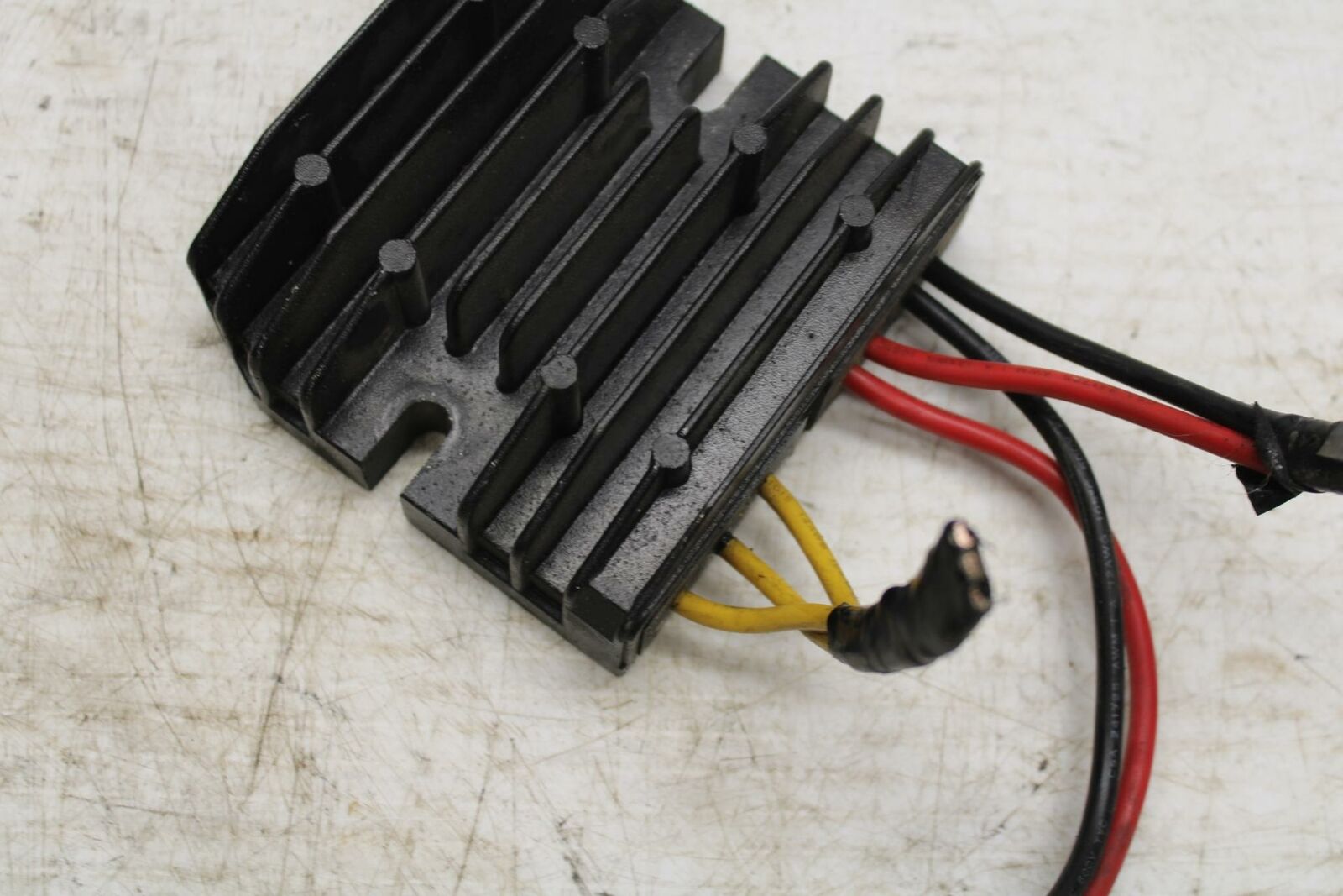 05-09 SUZUKI BOULEVARD C90 RECTIFIER VOLTAGE REGULATOR BB357