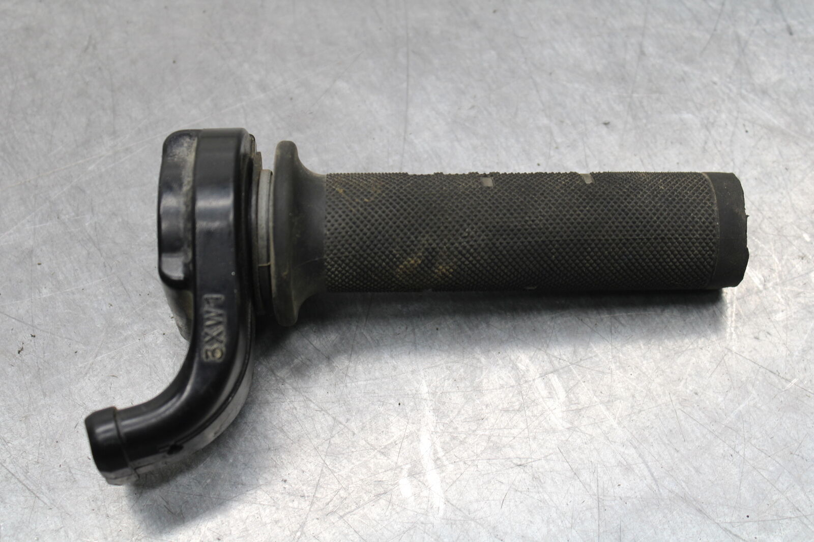 07-08 YAMAHA YZF R1 THROTTLE CABLE LINE HOUSING GUIDE BB724
