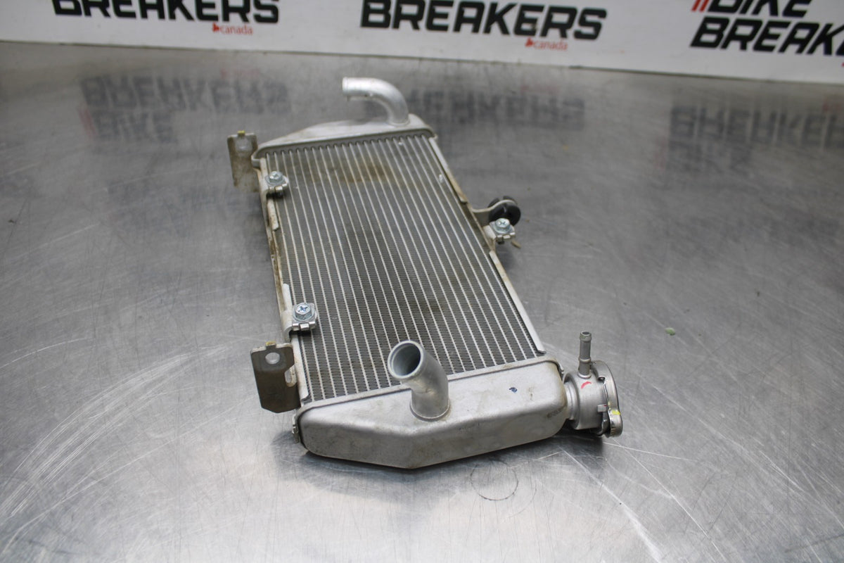 17-18 YAMAHA YZF R3 ENGINE RADIATOR MOTOR COOLER COOLING RADIATER BB788