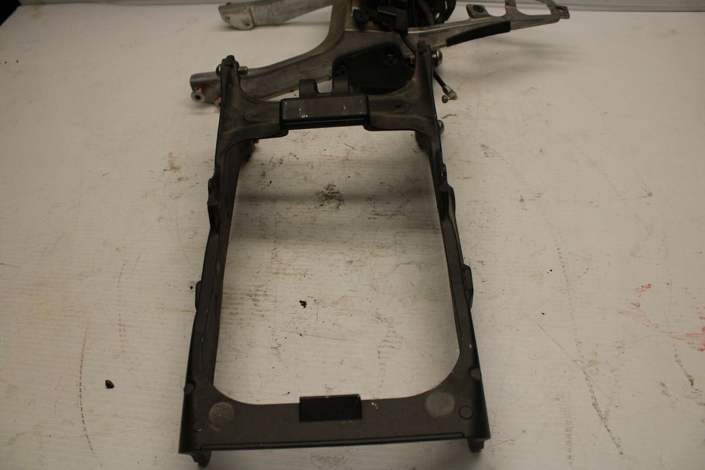 13-18 KAWASAKI NINJA ZX6R REAR BACK TAIL SUBFRAME SUB FRAME 32160-0398 BB240