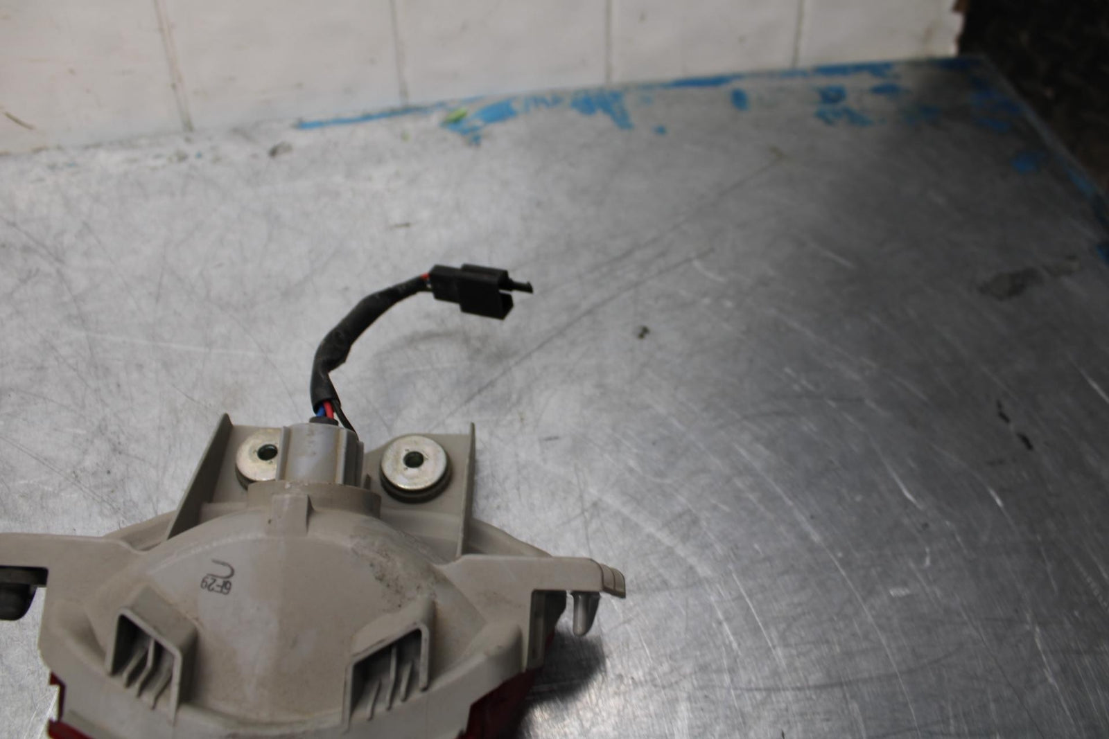 06-07 KAWASAKI NINJA 650R EX650A REAR TAIL TAILLIGHT BACK BRAKE LIGHT BB446