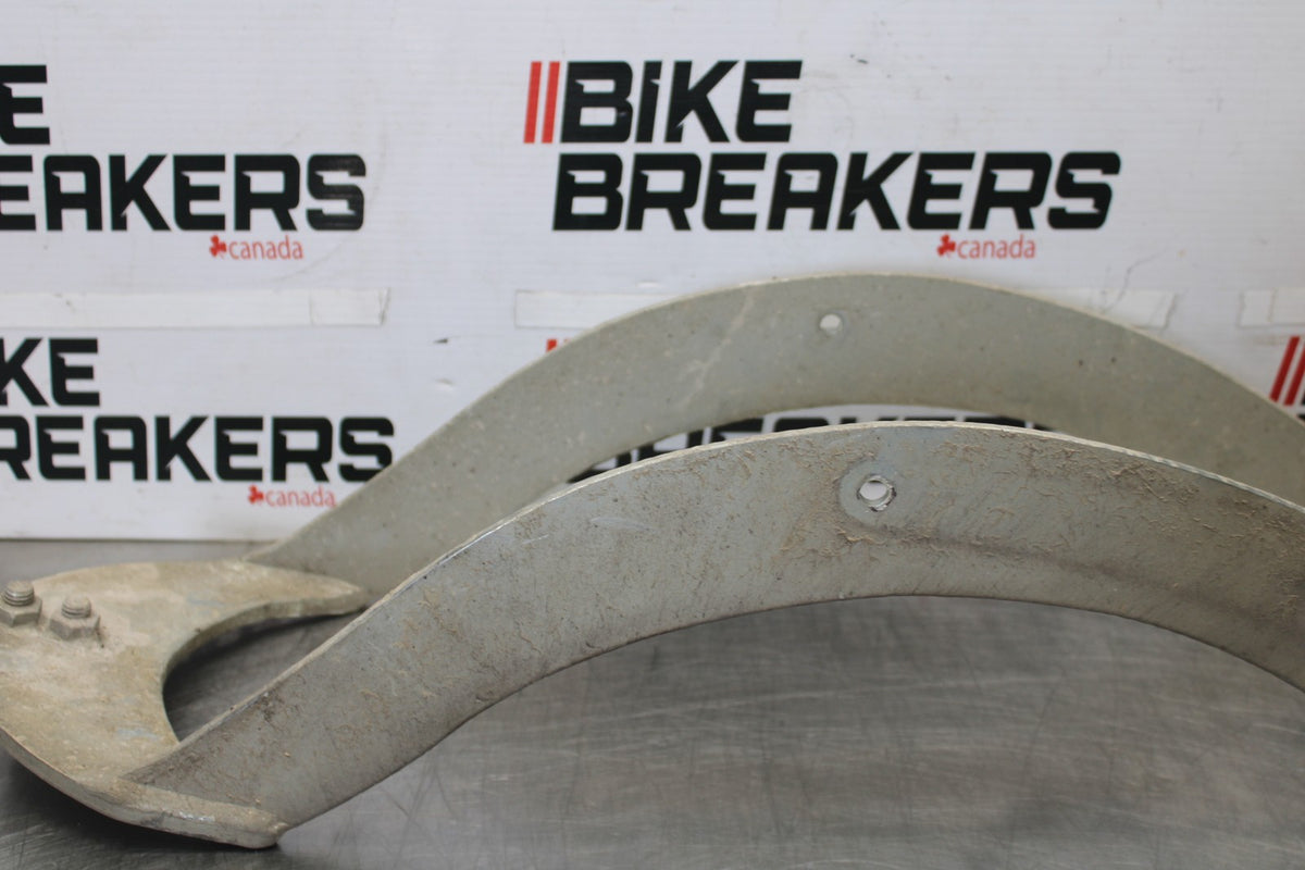 08 KAWASAKI VULCAN 1600 VN1600D NOMAD REAR BACK HITCH MOUNT BRACKET BB904
