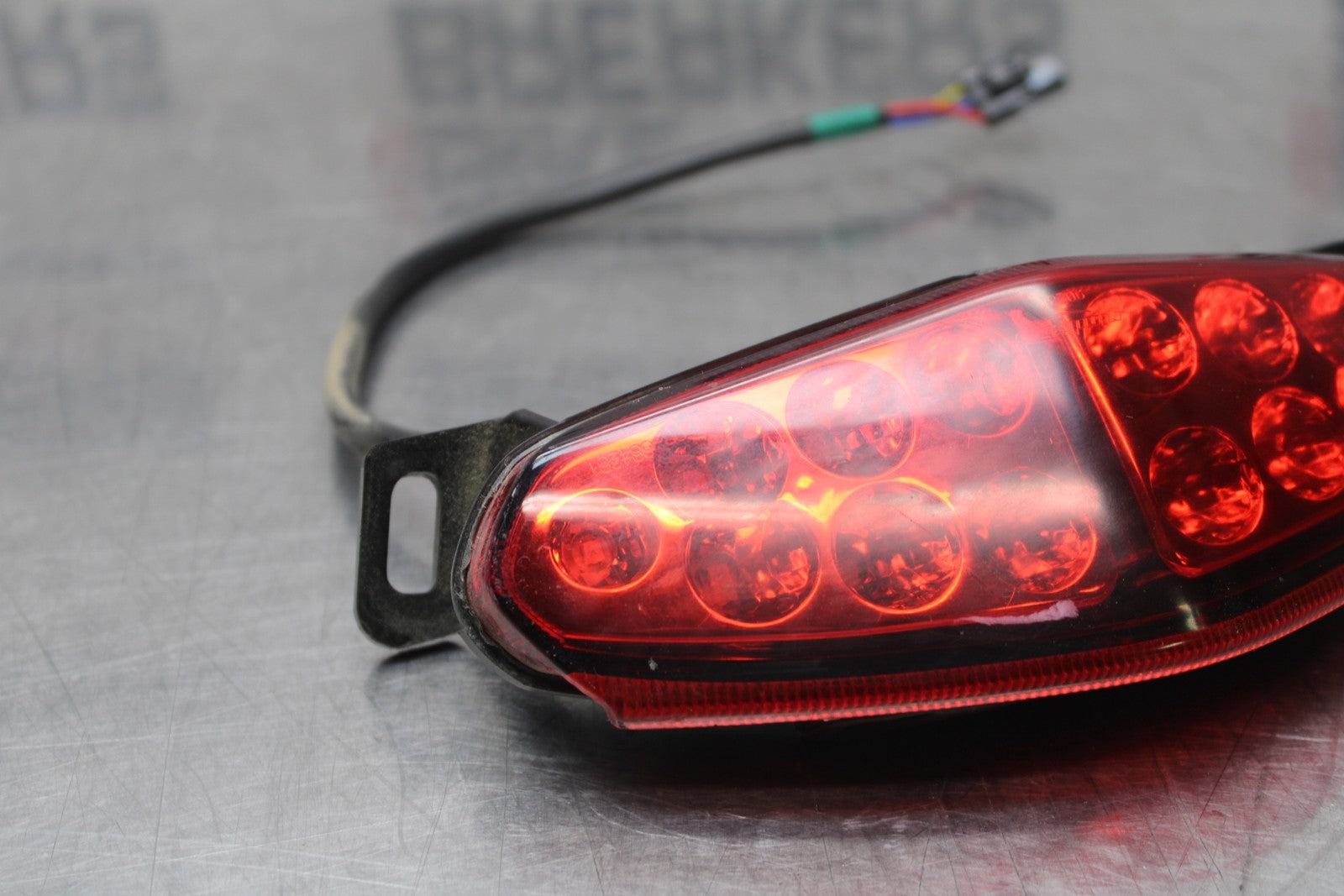 09-10 KAWASAKI ER-6N REAR TAIL TAILLIGHT BACK BRAKE LIGHT BB205