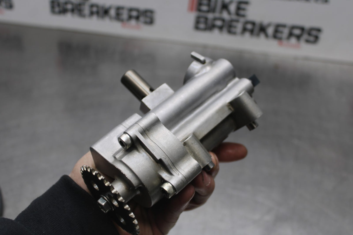 06-07 SUZUKI GSXR750 ENGINE MOTOR OIL PUMP BB847