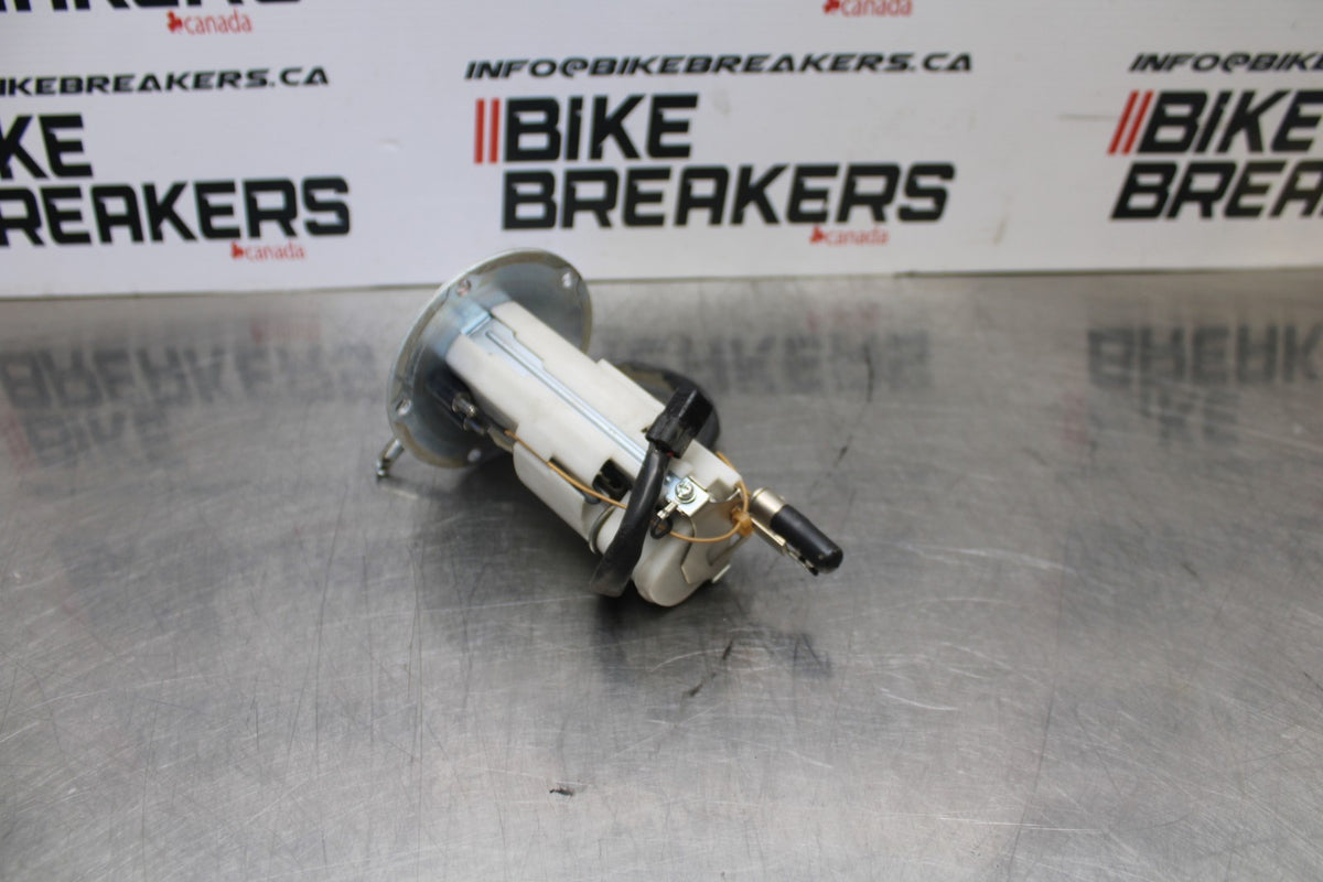07-08 KAWASAKI NINJA ZX6R FUEL PUMP GAS PETROL SENDER UNIT 49040-0023 BB203