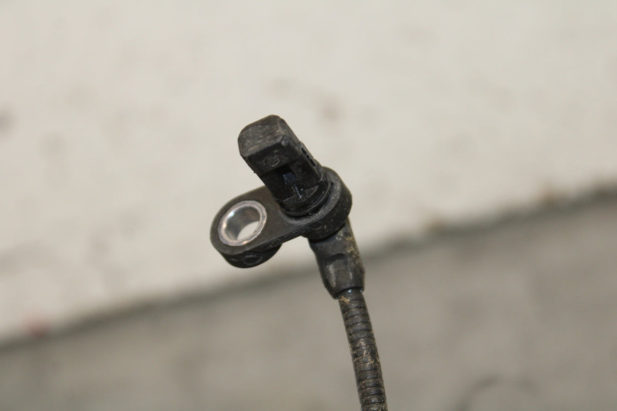 24-25 KAWASAKI NINJA ZX6R FRONT ABS BRAKE SENSOR BB726