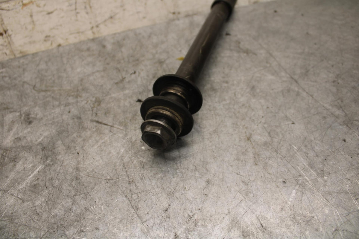 2003 Yamaha YZF R6 FRONT WHEEL RIM AXLE PIVOT BOLT 5SL-25181-00-00 BB539