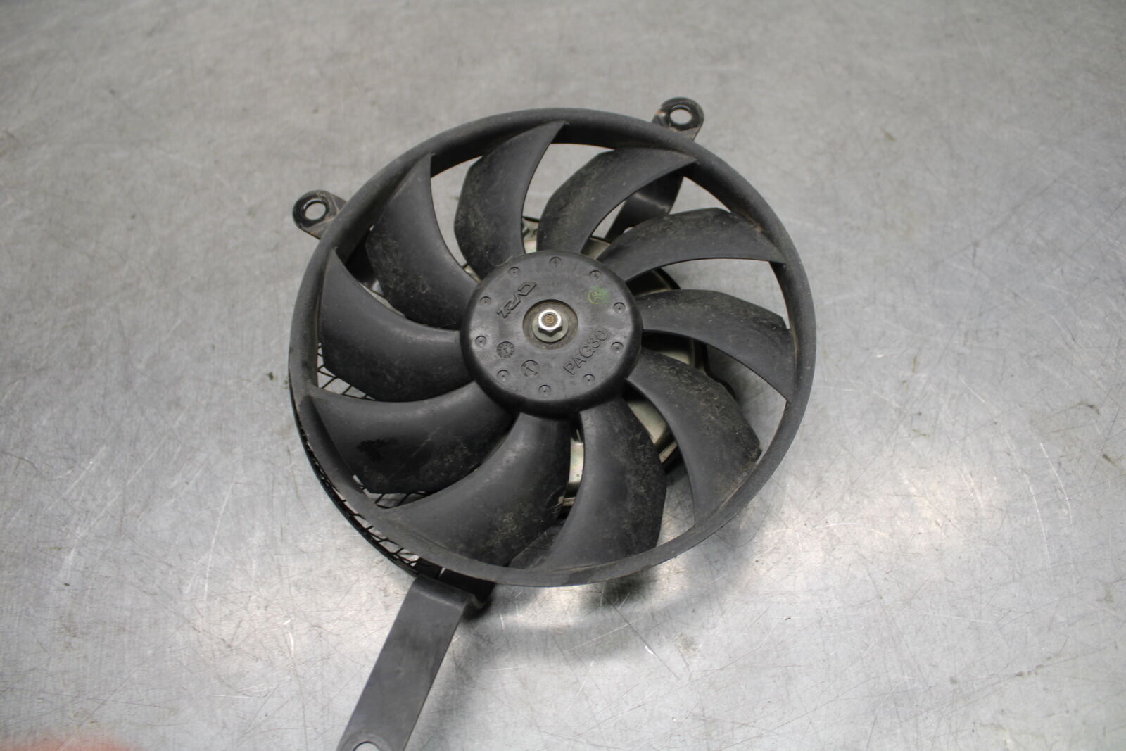 06-07 SUZUKI GSXR750 ENGINE RADIATOR COOLING FAN 17800-01H00 BB670