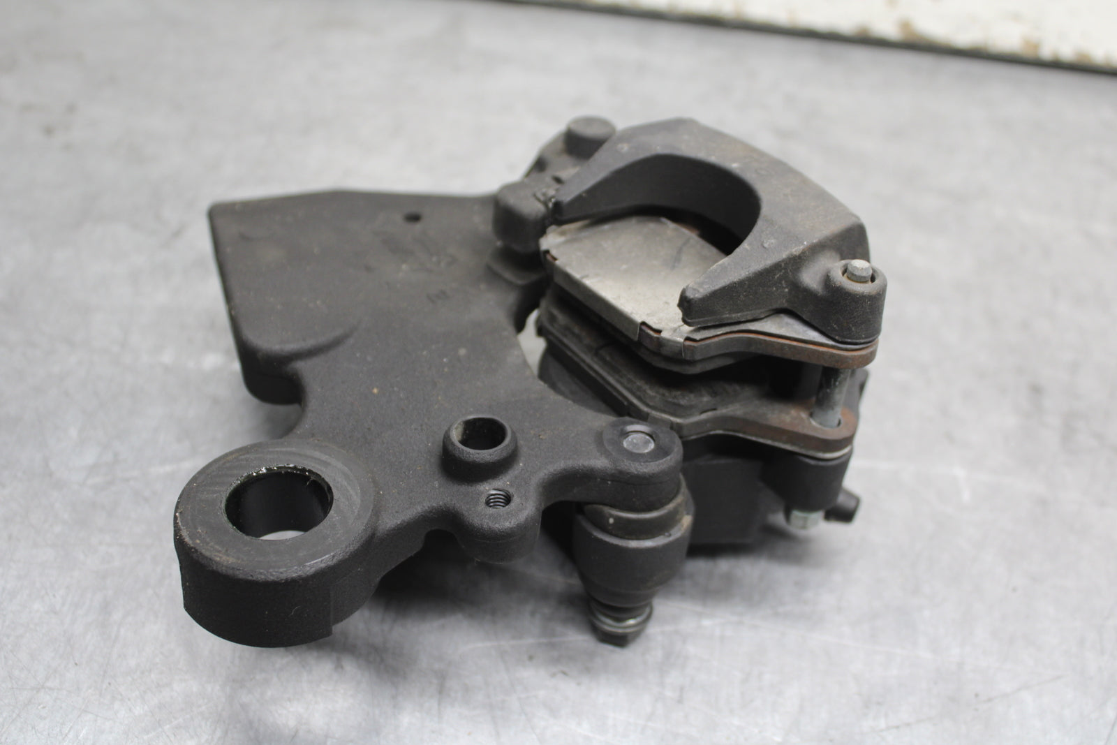 18-24 KAWASAKI NINJA 650 REAR BACK BRAKE CALIPER W MOUNT BRACKET BB725