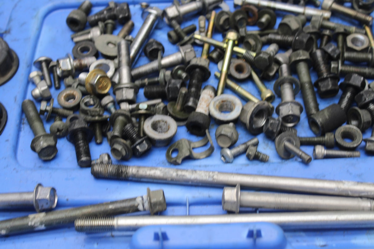 99-09 YAMAHA V STAR 1100 MOUNTING BOLTS HARDWARE SCREWS BB853
