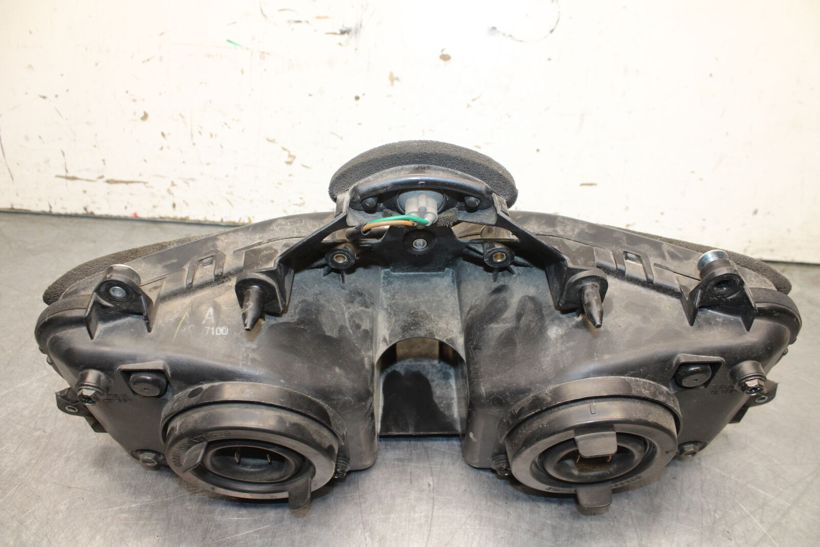 05-06 HONDA CBR600RR FRONT HEADLIGHT HEAD LIGHT LAMP BB727