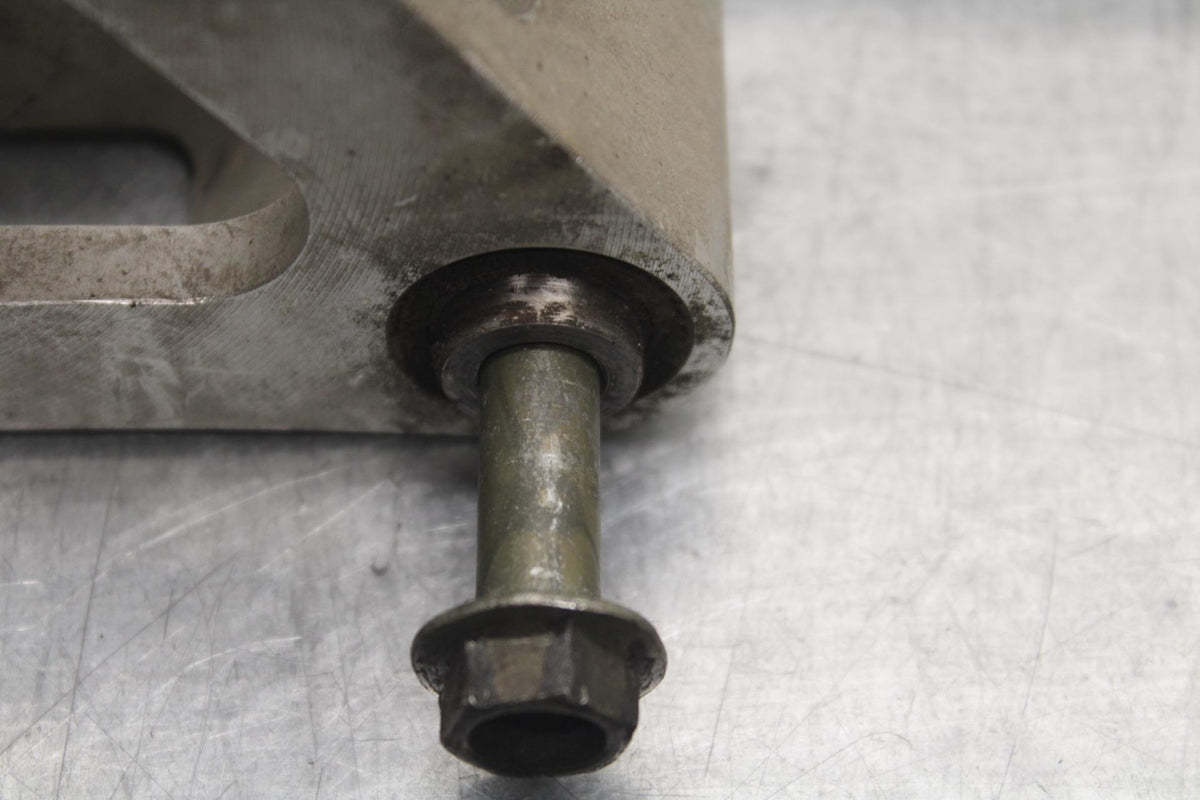 2007 Yamaha YZF R1 REAR DOGBONE SHOCK LINKAGE LINK BB83