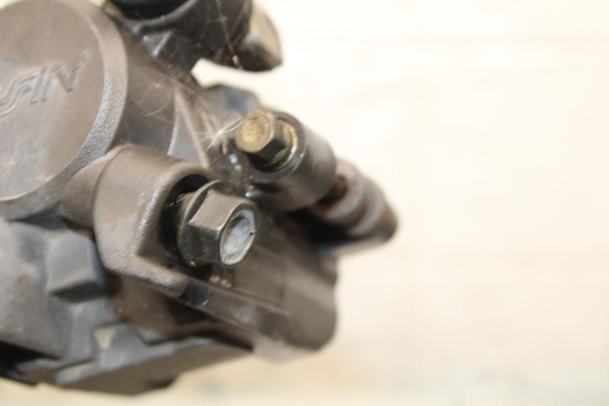 2005 Honda CBR600RR REAR BACK BRAKE CALIPER W MOUNT BRACKET BB564