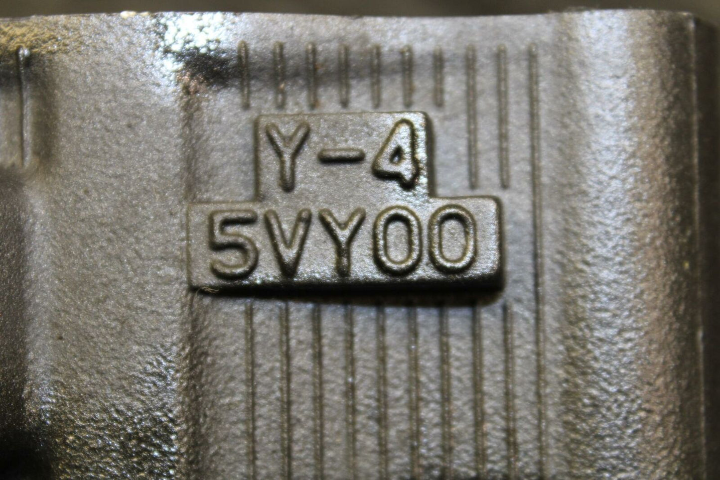 06 YAMAHA YZF R1 ENGINE MOTOR PISTON CYLINDERS BLOCK JUG BB191 B