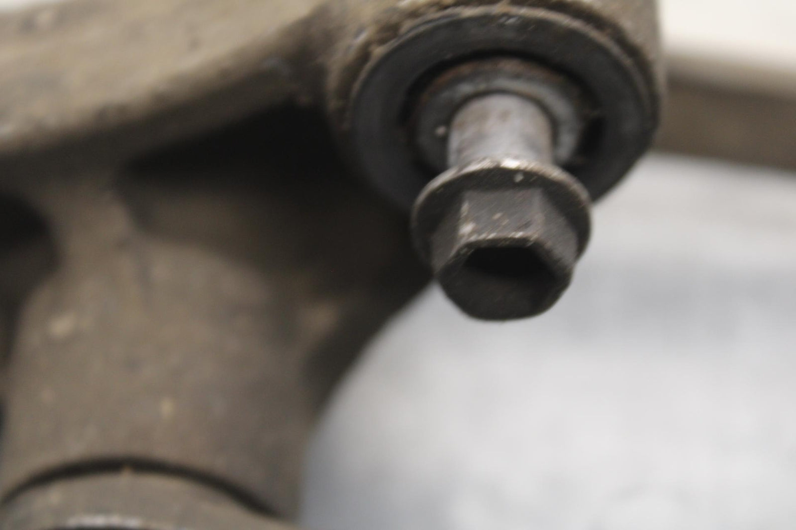 03 KAWASAKI NINJA ZX6RR ZX600K REAR DOGBONE SHOCK LINKAGE LINK BB105