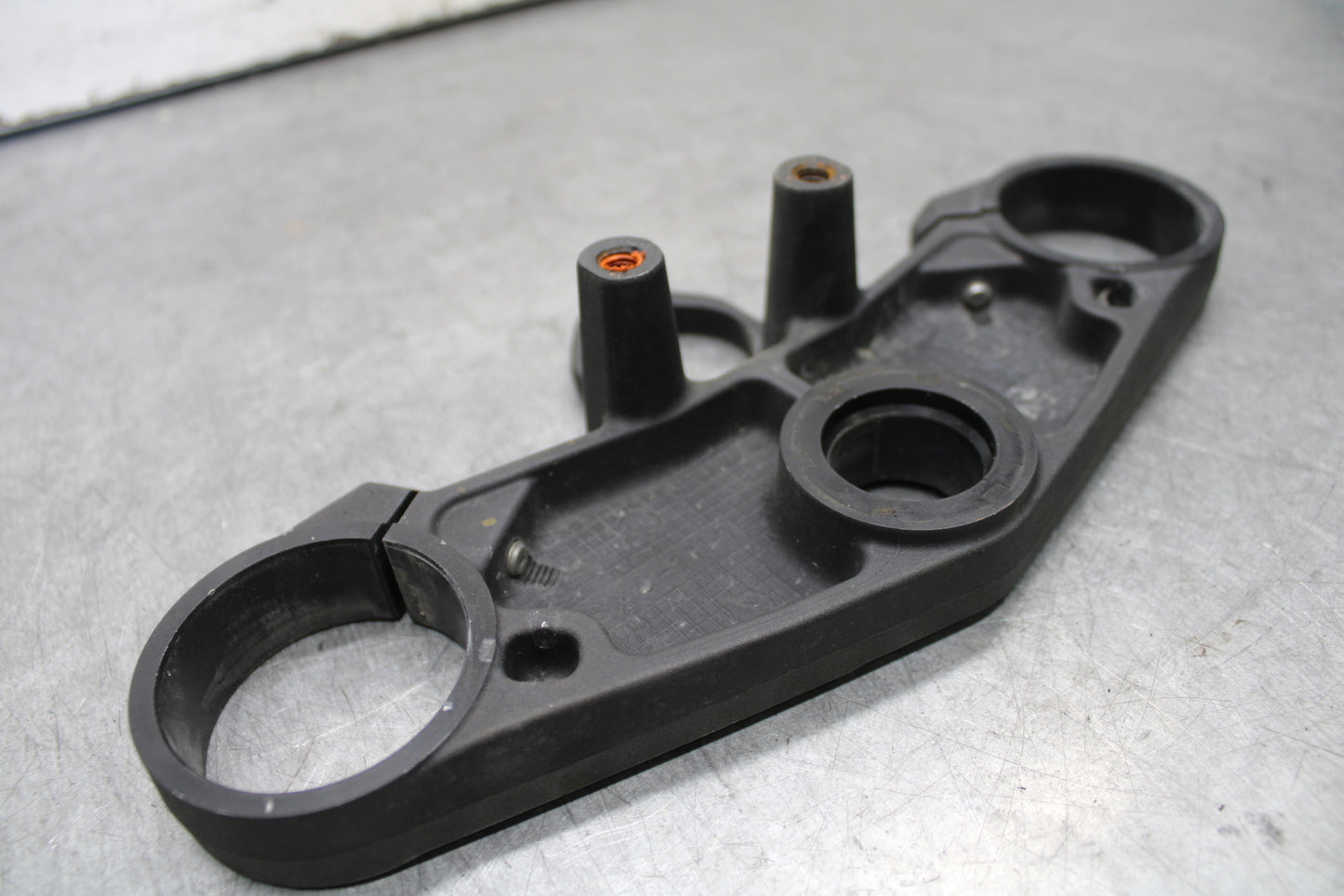 05-06 SUZUKI GSXR1000 FORKS UPPER TRIPLE TREE CLAMP 51311-41G00 BB663
