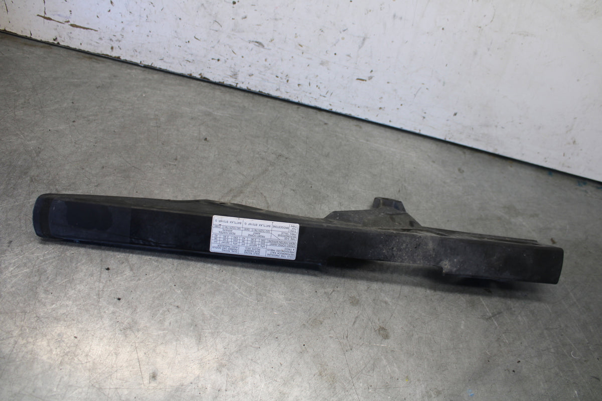 11-24 SUZUKI GSXR750 REAR BACK DRIVE CHAIN GUARD COVER SHIELD  BB687