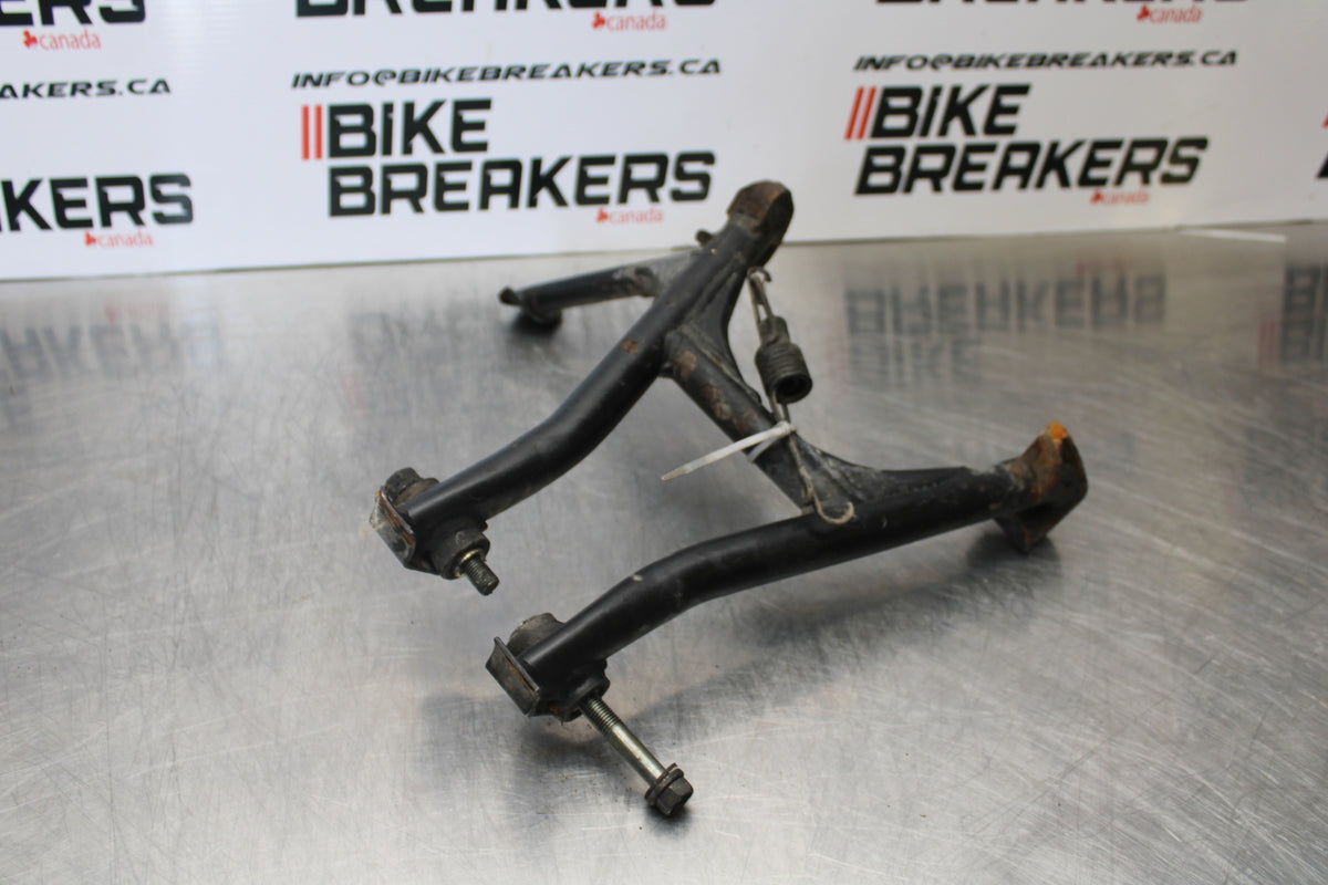 04-09 SUZUKI GS500F CENTER MAIN STAND BB165