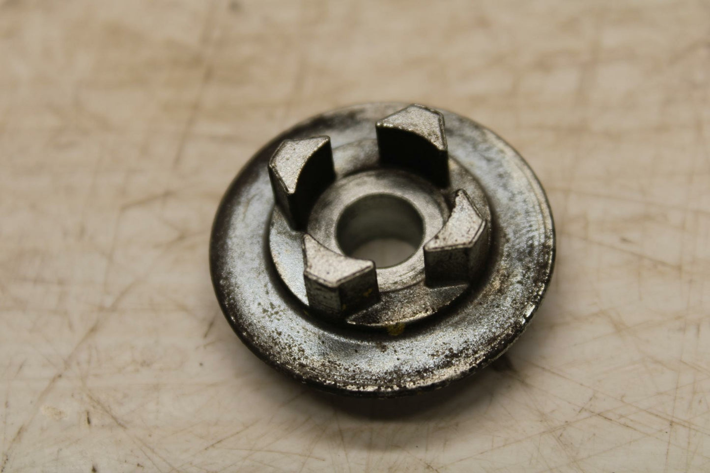 04-05 SUZUKI GSXR600 SPEED SPEEDOMETER SENSOR TONE NUT BB245