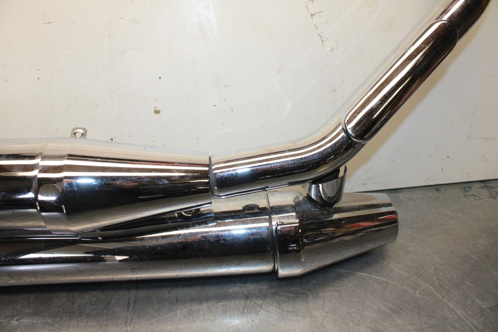 2013 Suzuki Boulevard C50T EXHAUST SYSTEM FULL HEADERS PIPES BB625