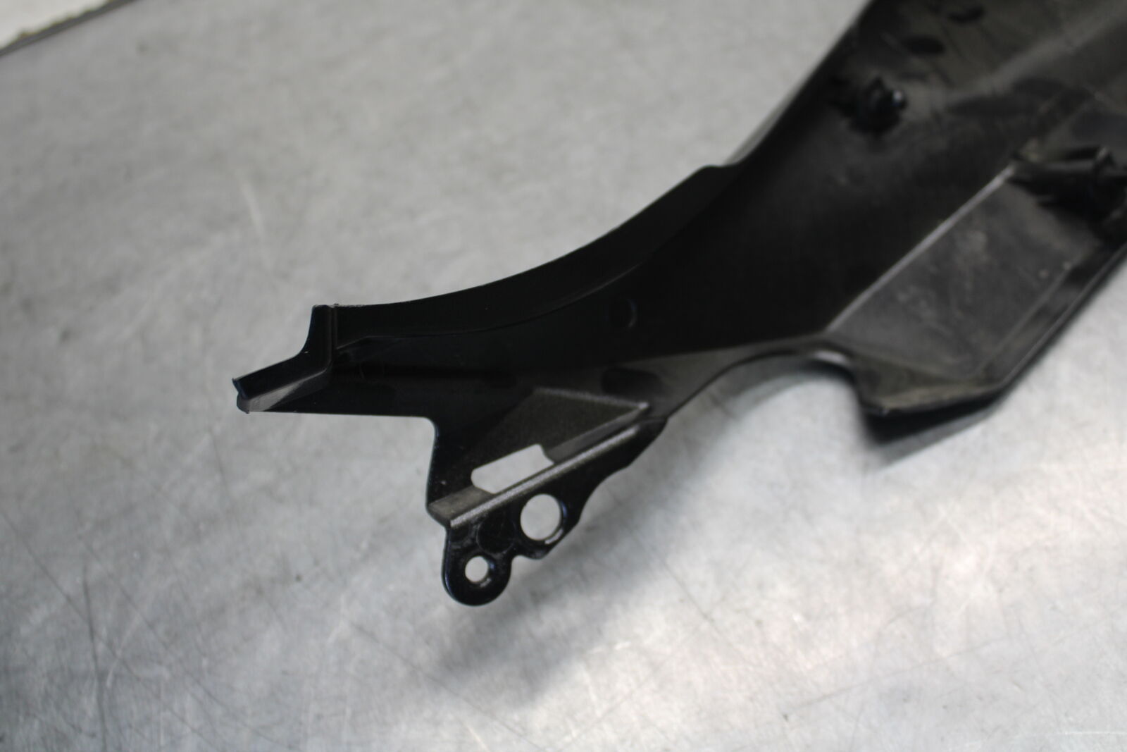 18-23 KAWASAKI NINJA 400 RIGHT REAR BACK TAIL FAIRING COWL SHROUD BB679