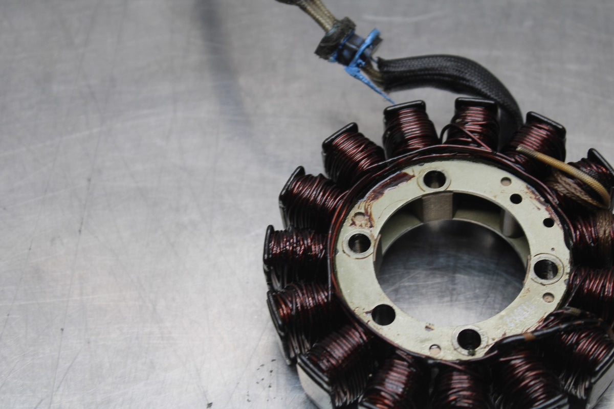 08 KAWASAKI NINJA ZX10R STATOR GENERATOR ALTERNATOR MAGNETO BB201
