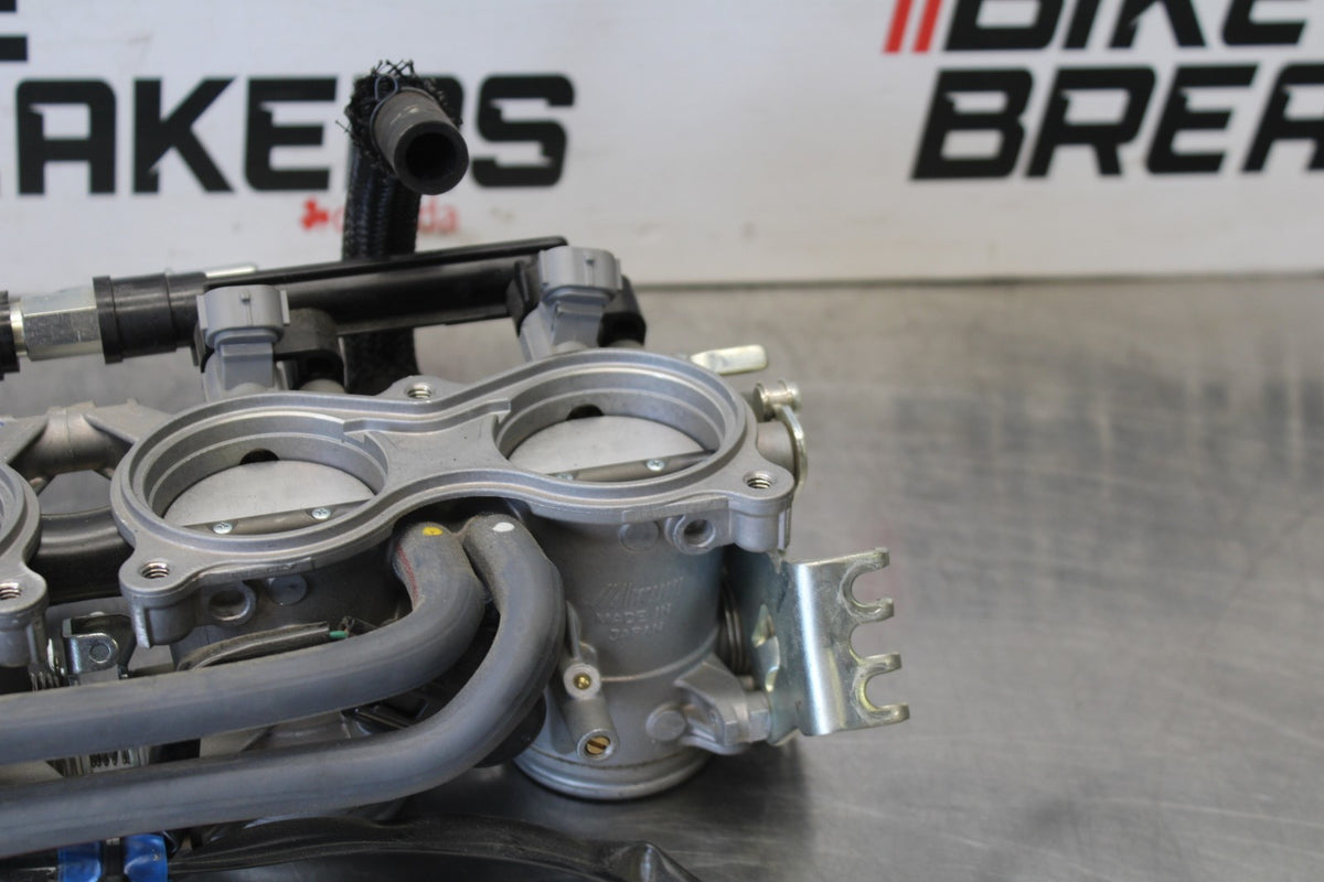 15-26 SUZUKI GSXR600 MAIN FUEL INJECTORS / THROTTLE BODIES BB888