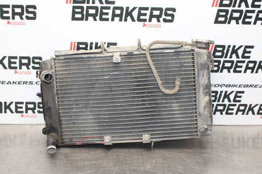 15 TRIUMPH TIGER 800 ENGINE RADIATOR MOTOR COOLER COOLING RADIATER BB873