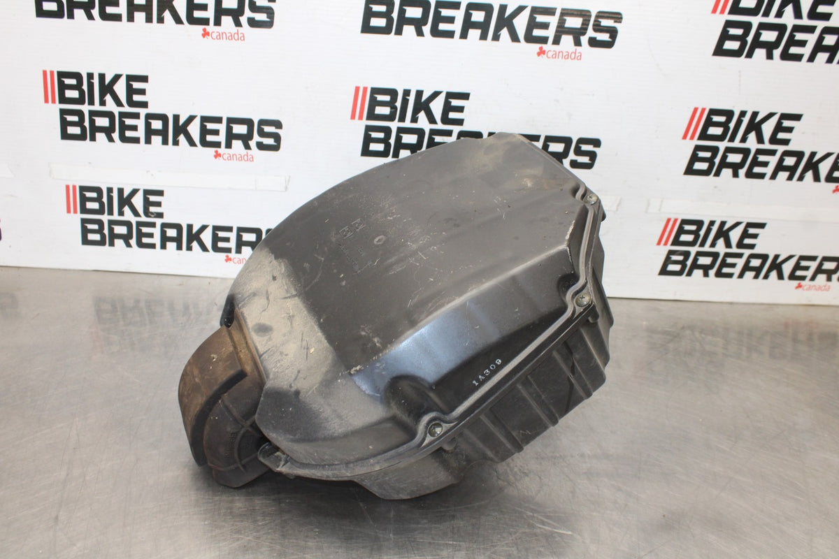 98-05 HONDA SUPER HAWK 1000 VTR1000F AIRBOX AIR INTAKE FILTER BOX BB924