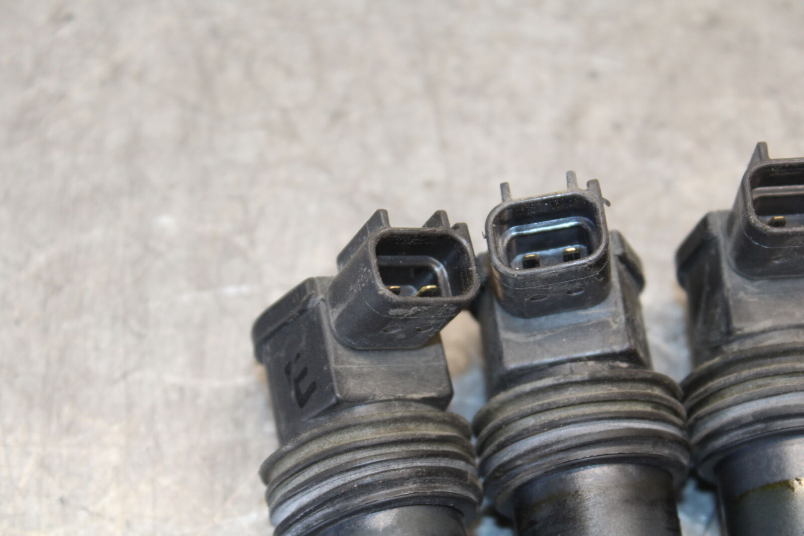 07-08 TRIUMPH DAYTONA 675 IGNITION COILS COIL SPARK PLUG CAPS BB685