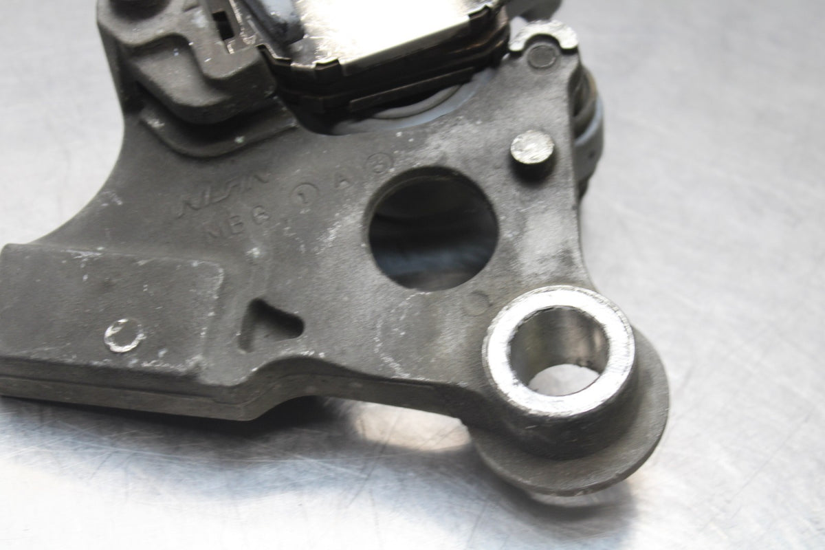 01-06 HONDA CBR600F4I REAR BACK BRAKE CALIPER W MOUNT BRACKET BB778