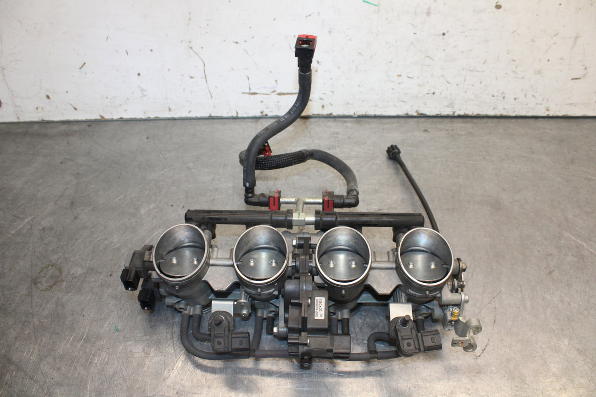 09-12 KAWASAKI NINJA ZX6R MAIN FUEL INJECTORS / THROTTLE BODIES 16163-0128 BB698