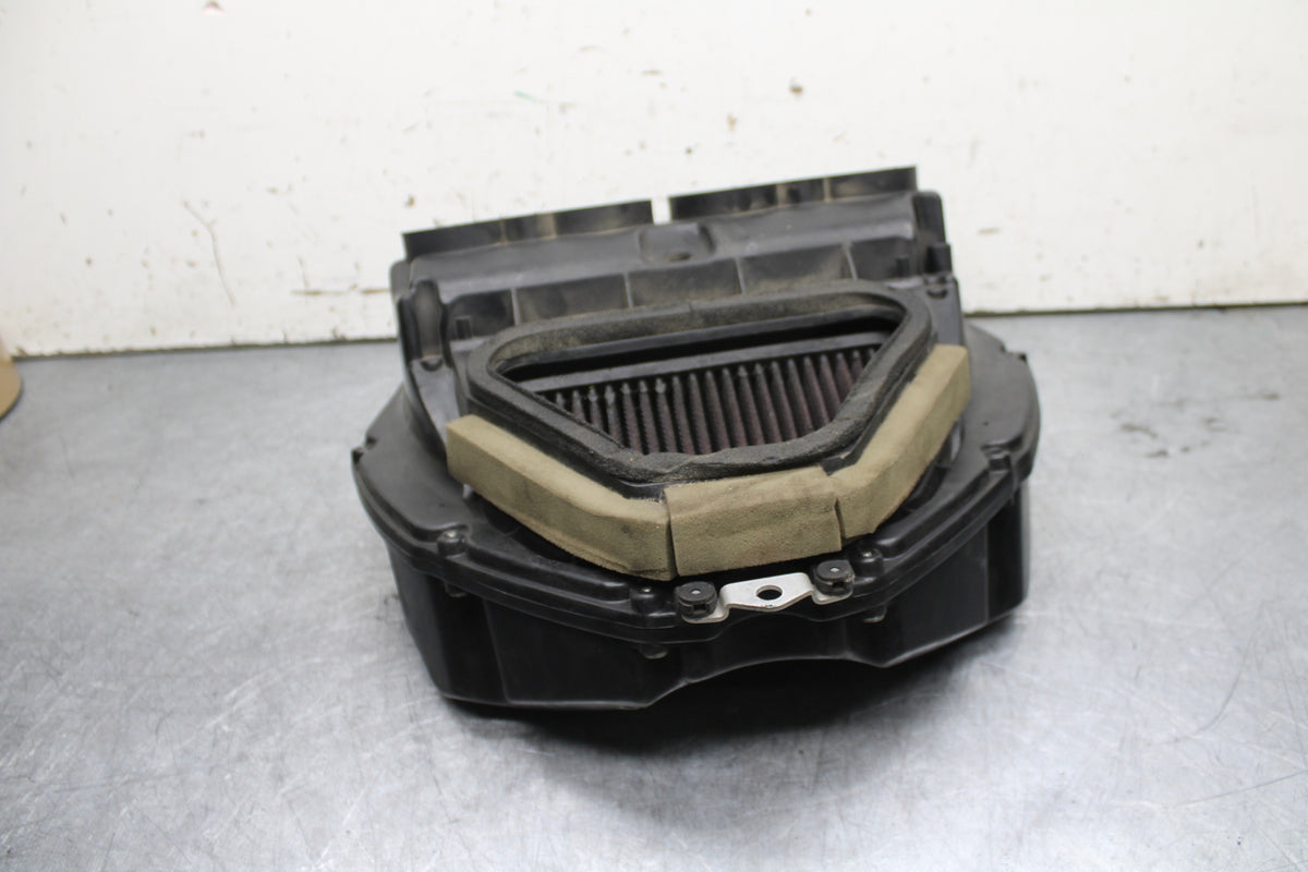 06 YAMAHA YZF R6 AIRBOX AIR INTAKE FILTER BOX BB716