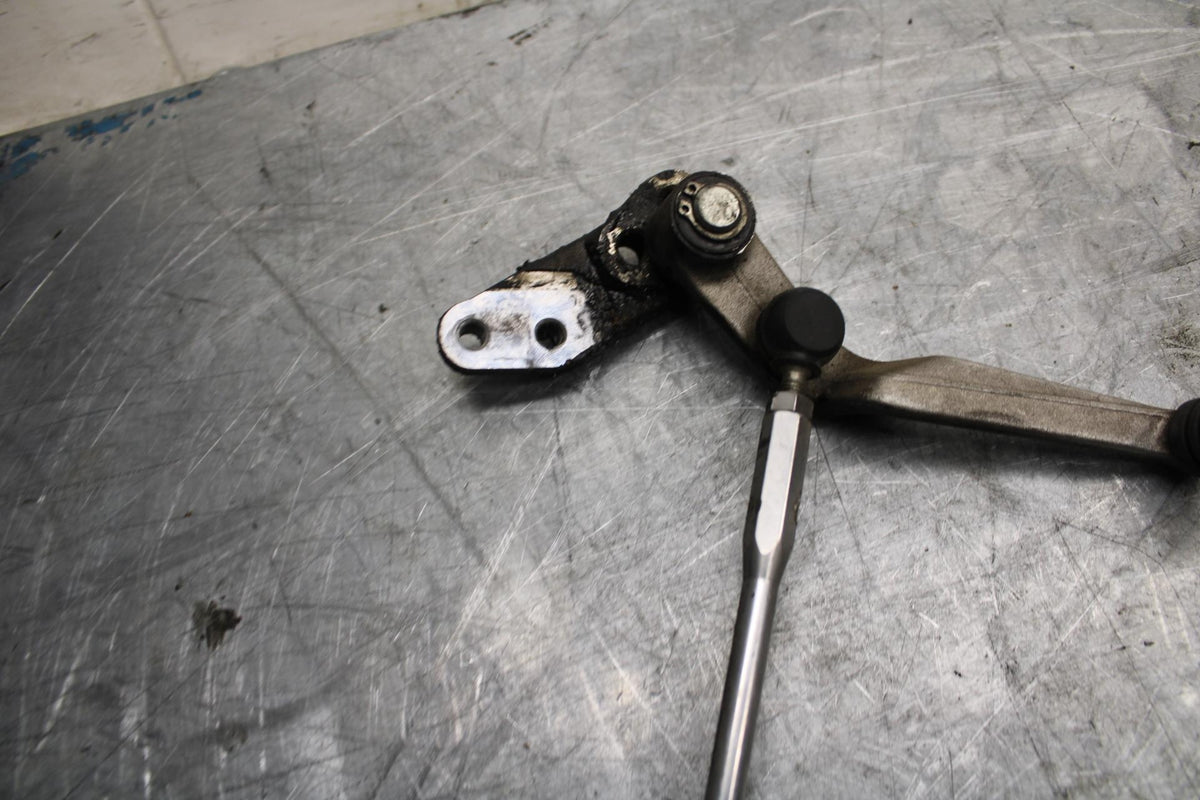 13 SUZUKI GSXR750 SHIFTER LINKAGE SHIFT LINK PEDAL BB474