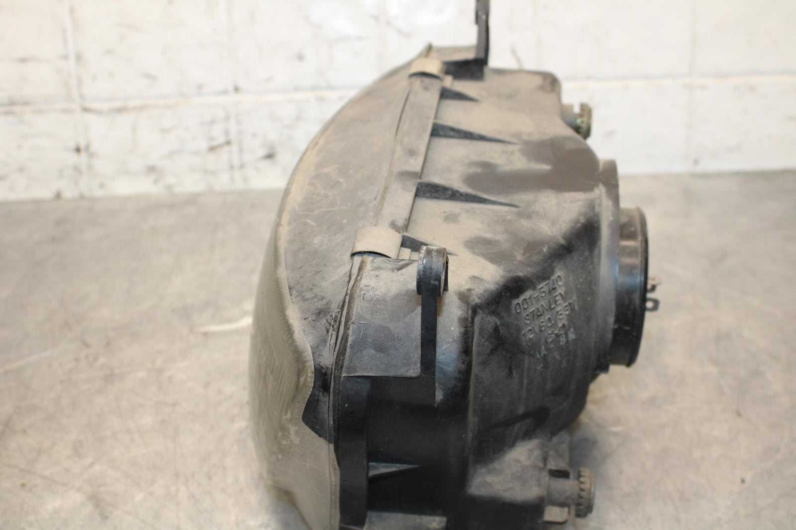 00-01 KAWASAKI ZZR600 FRONT HEADLIGHT HEAD LIGHT LAMP BB568